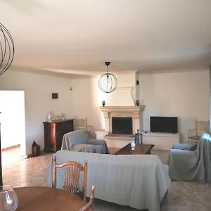 Aux Portes Du Luberon Hébergement de vacances